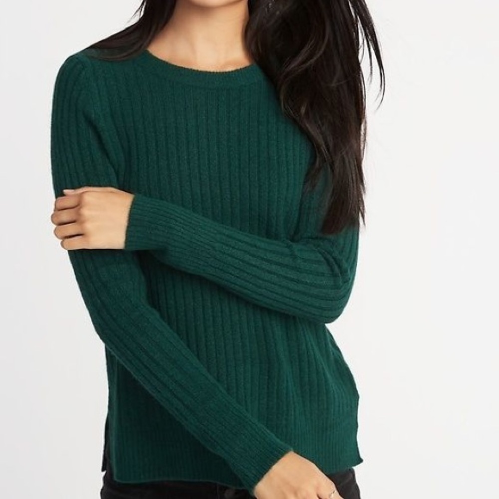 Old Navy Sweater - Picture 1 of 4
